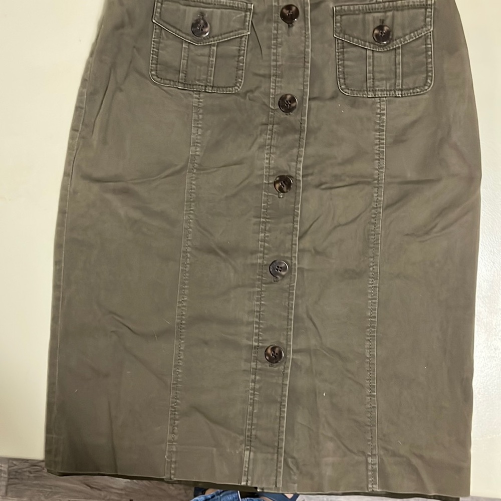 Green skirt